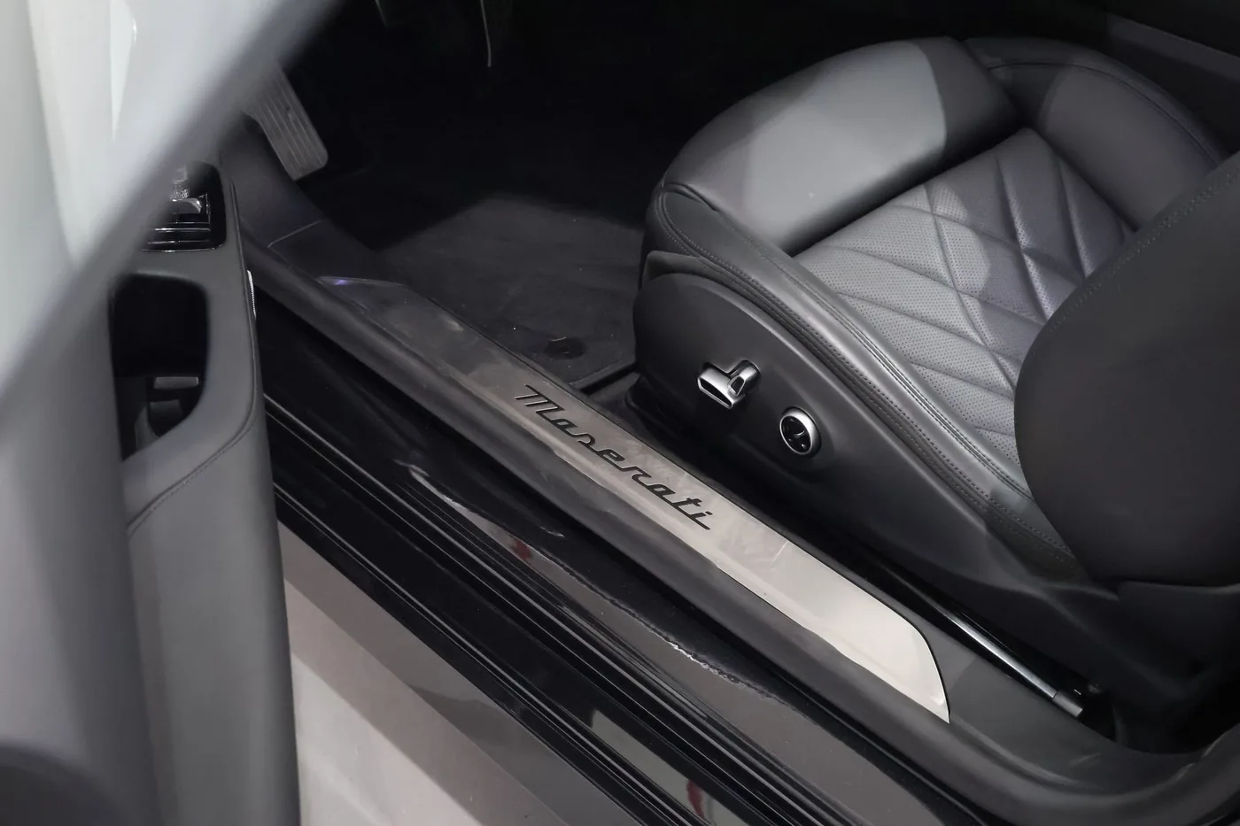 2024 Maserati GranTurismo Modena angeboten von einem Supersportwagenhändler in Zibido San Giacomo, Italien, Foto 12 von 25