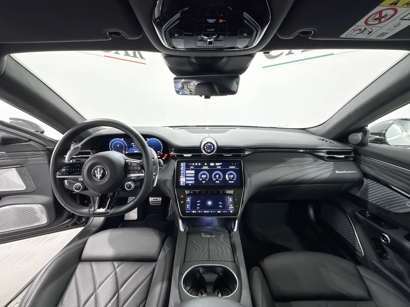 2024 Maserati GranTurismo Modena angeboten von einem Supersportwagenhändler in Zibido San Giacomo, Italien, Foto 24 von 25