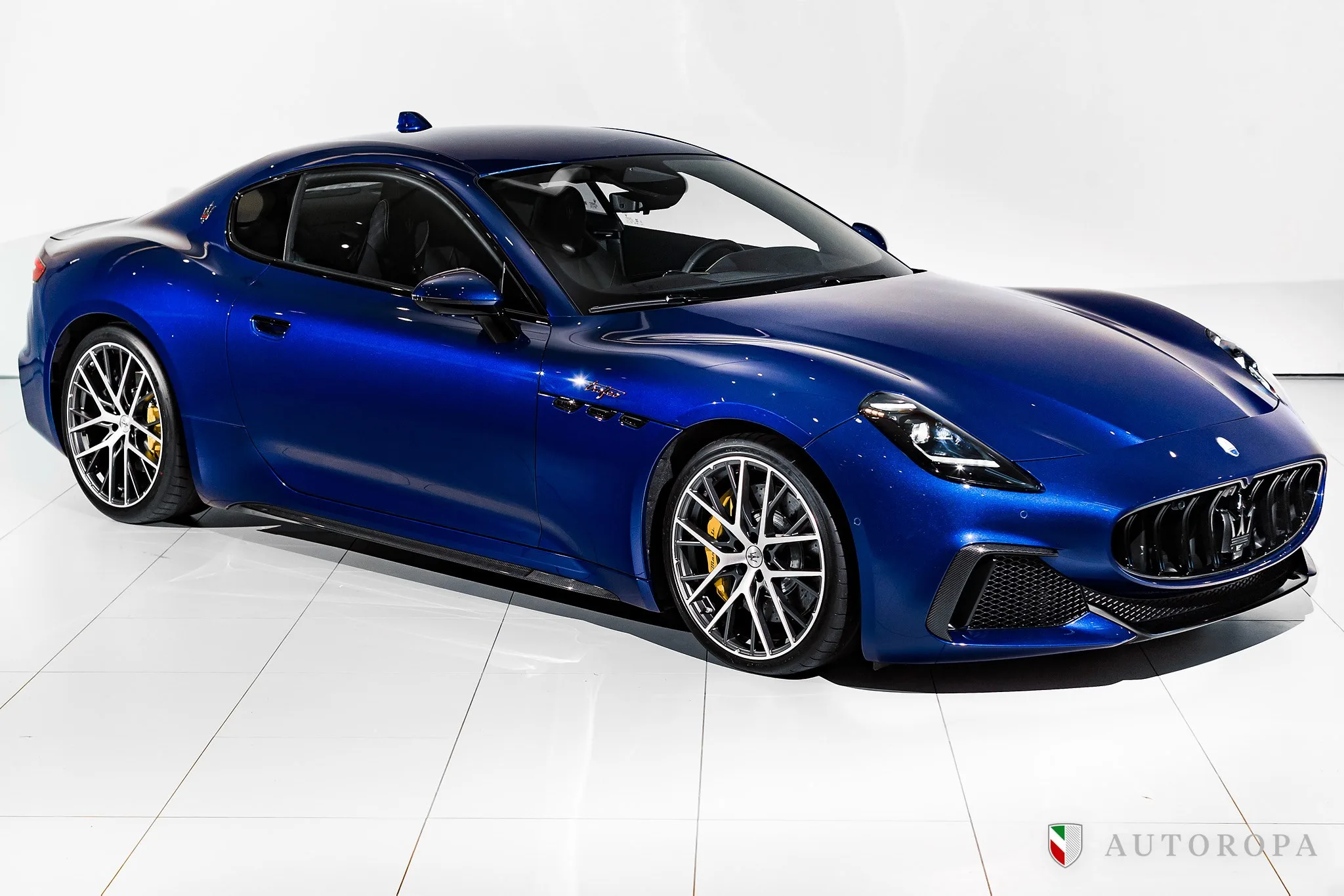 2024 Maserati GranTurismo Trofeo angeboten von einem offiziellen Ferrari und Maserati-Vertragshändler in Arlöv, Schweden, Hauptfoto