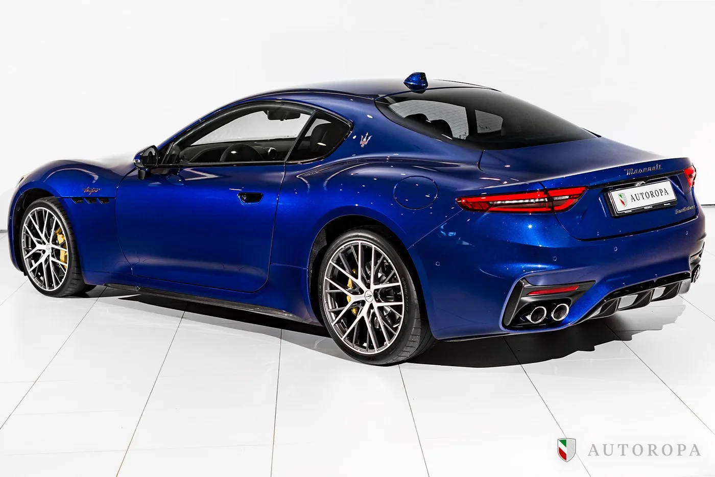 2024 Maserati GranTurismo Trofeo angeboten von einem offiziellen Ferrari und Maserati-Vertragshändler in Arlöv, Schweden, Foto 4 von 10