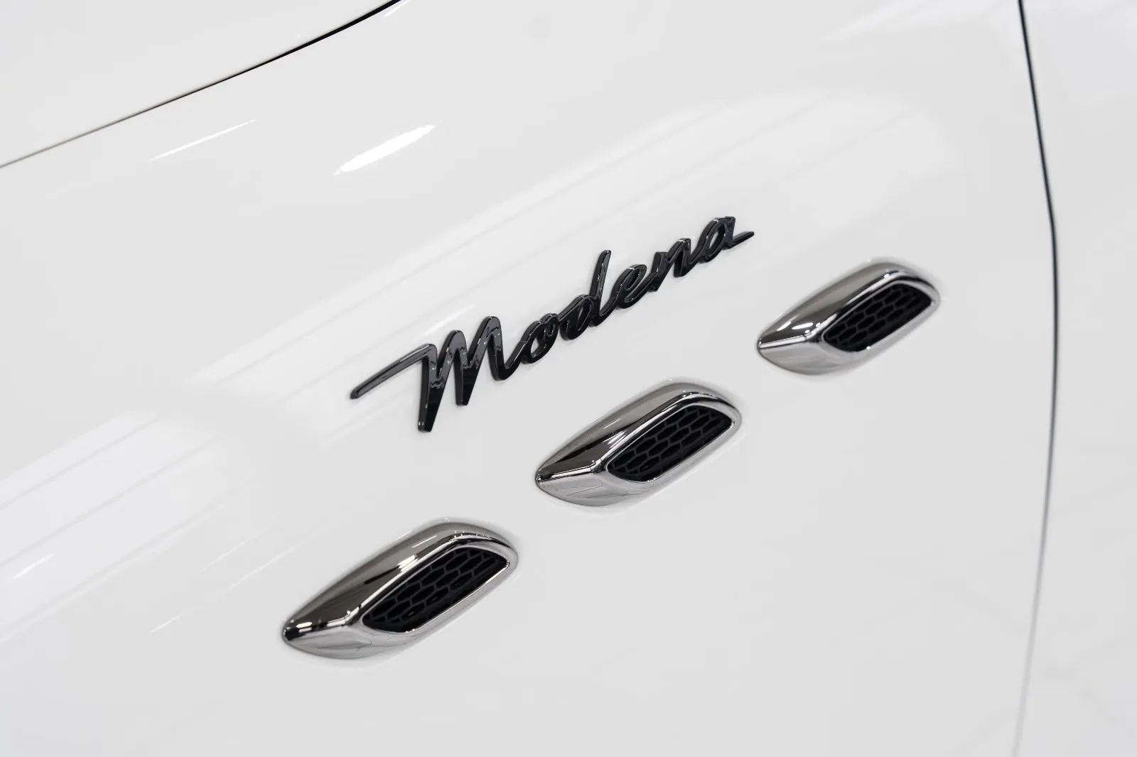 2024 Maserati Levante Modena, 12/26