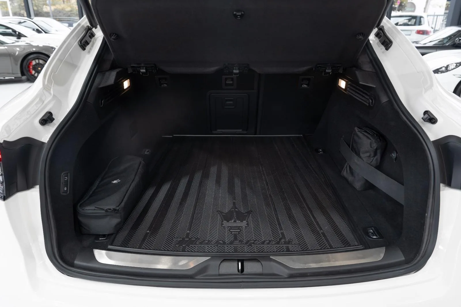 2024 Maserati Levante Modena, 25/26