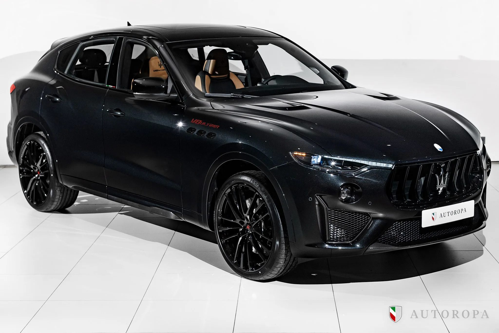 2024 Maserati Levante V8 offered by an official Ferrari and Maserati dealer in Arlöv, Sweden, main photo