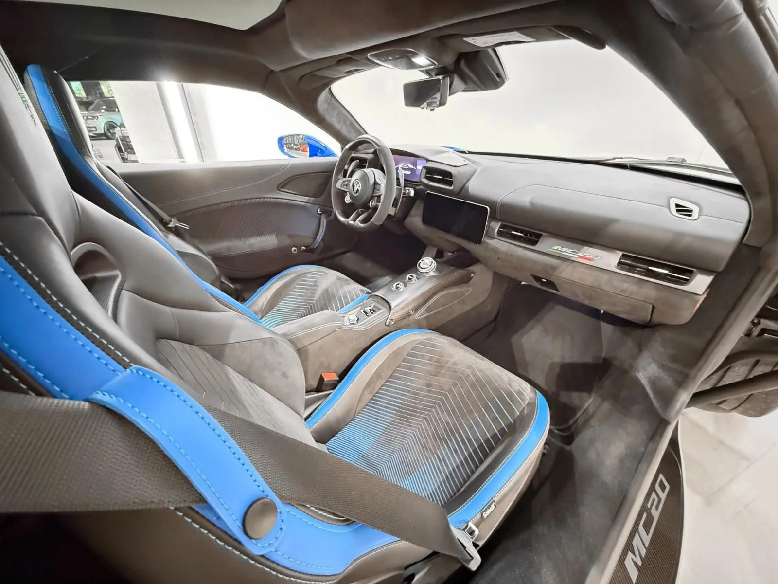2024 Maserati MC20 Cielo, 10/19