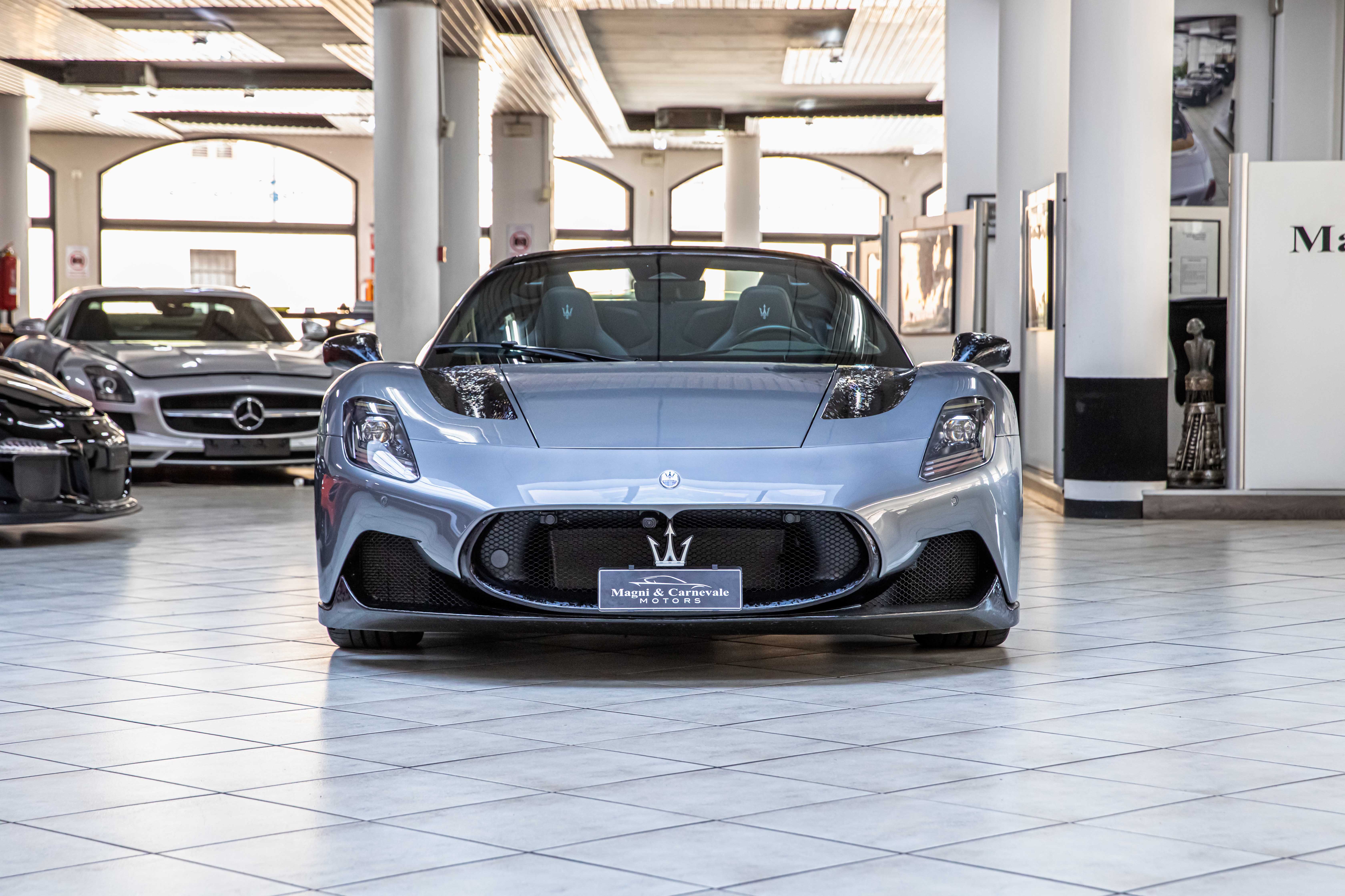 2024 Maserati MC20 Cielo angeboten von einem Fachhändler in Milan, Italien, Foto 8 von 20