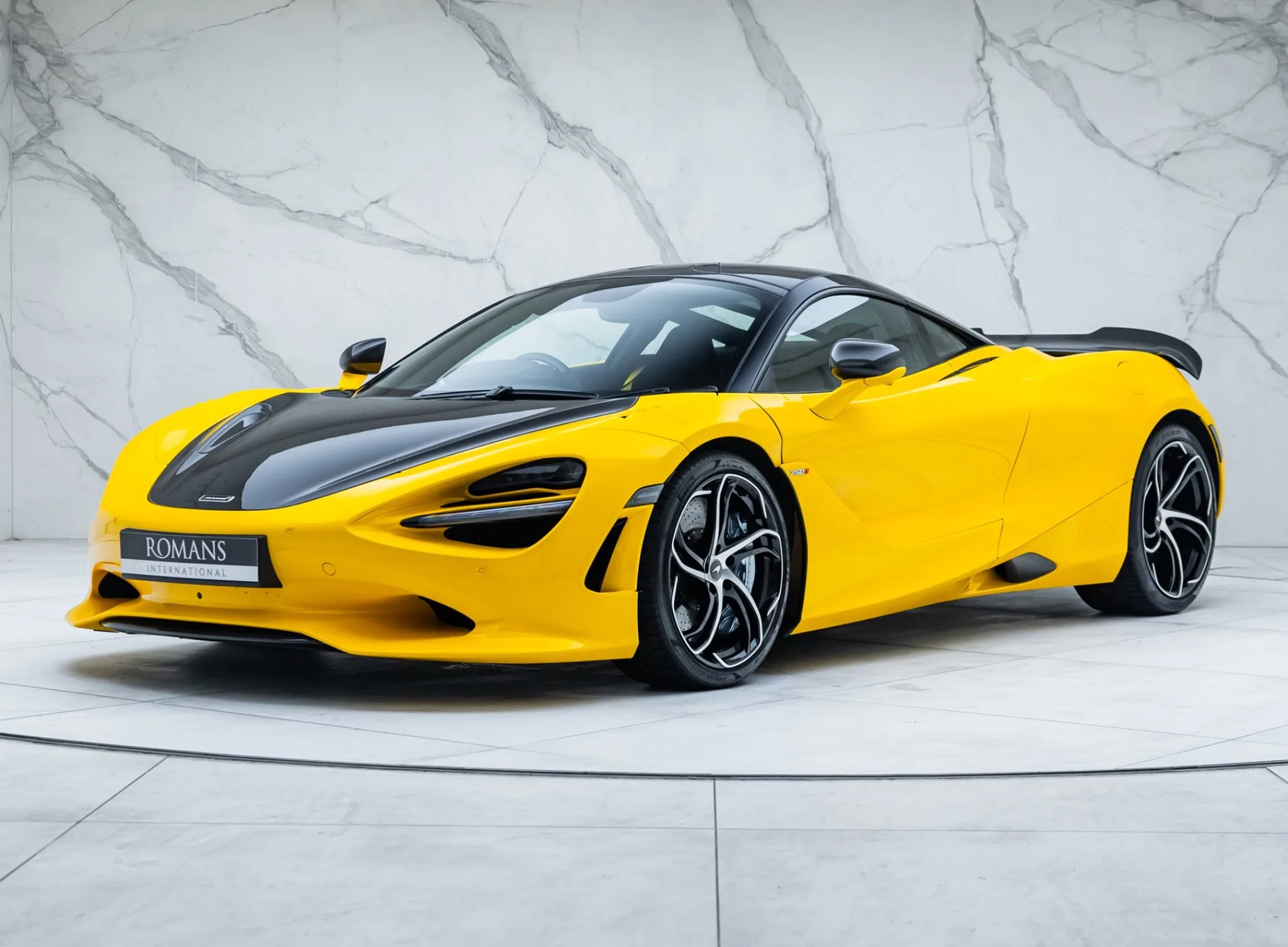 2024 McLaren 750S proposée par un concessionnaire spécialisé à Banstead, Royaume-Uni, photo principale