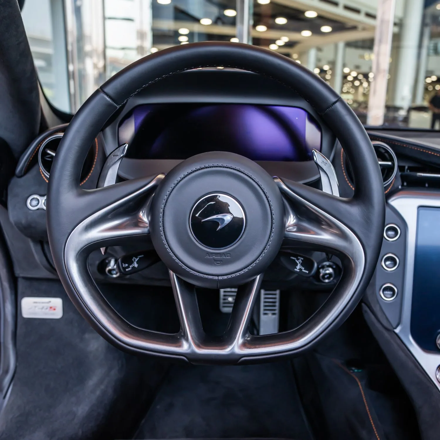 2024 McLaren 750S Spider angeboten von einem Fachhändler in Dubai, Vereinigte Arabische Emirate, Foto 2 von 22