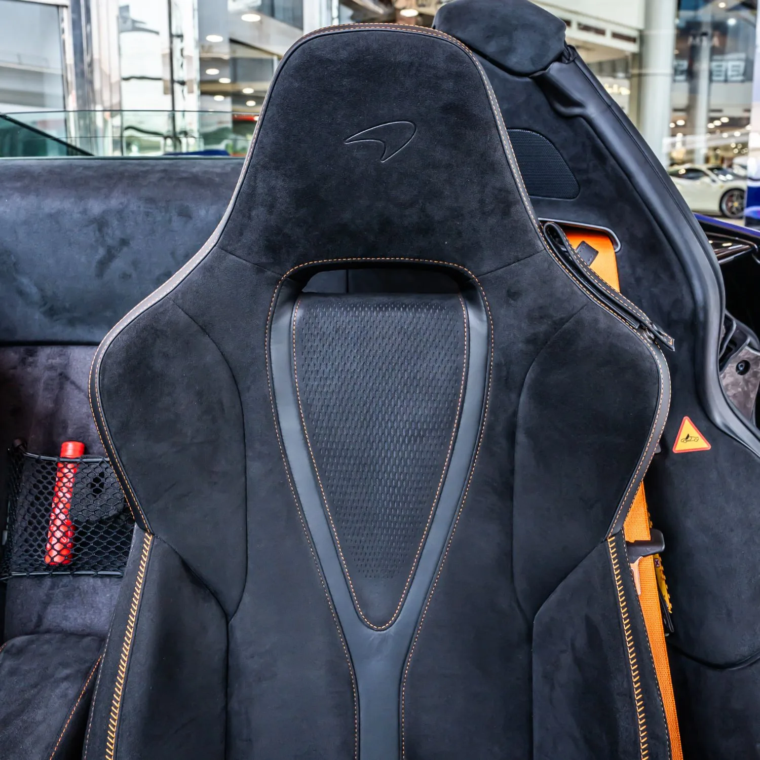 2024 McLaren 750S Spider angeboten von einem Fachhändler in Dubai, Vereinigte Arabische Emirate, Foto 4 von 22