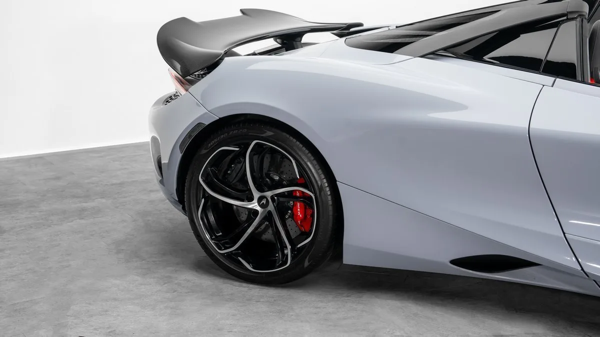 2024 McLaren 750S Spider, 15/30