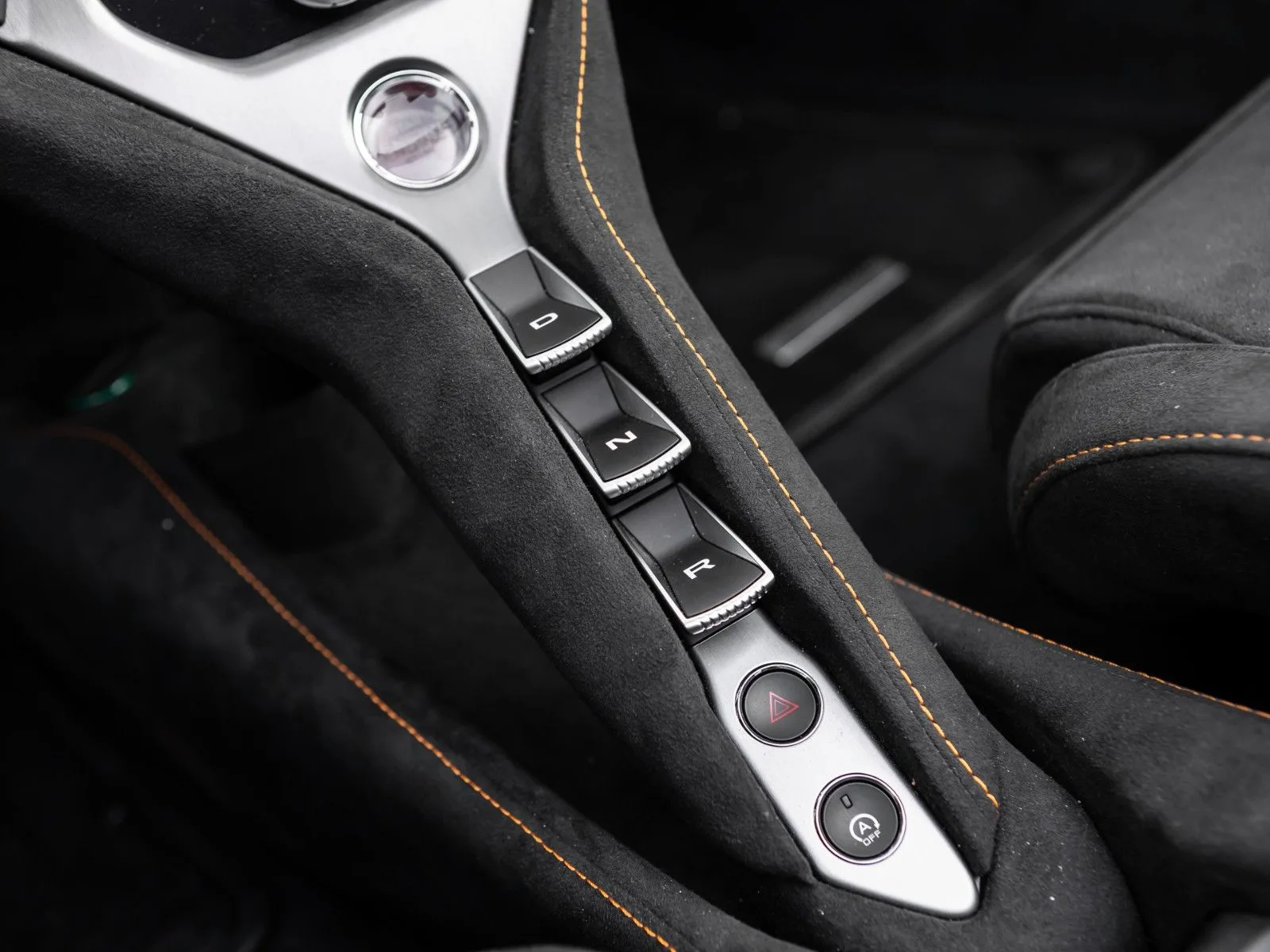2024 McLaren 750S Spider, 28/30