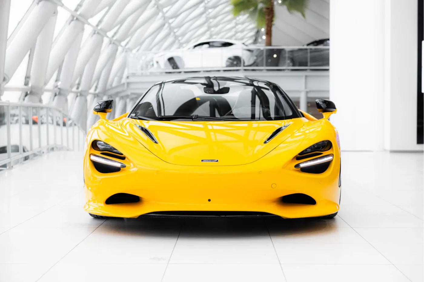 2024 McLaren 750S Spider offered by an official McLaren and Morgan dealer in Utrecht, Netherlands, photo 5 of 25