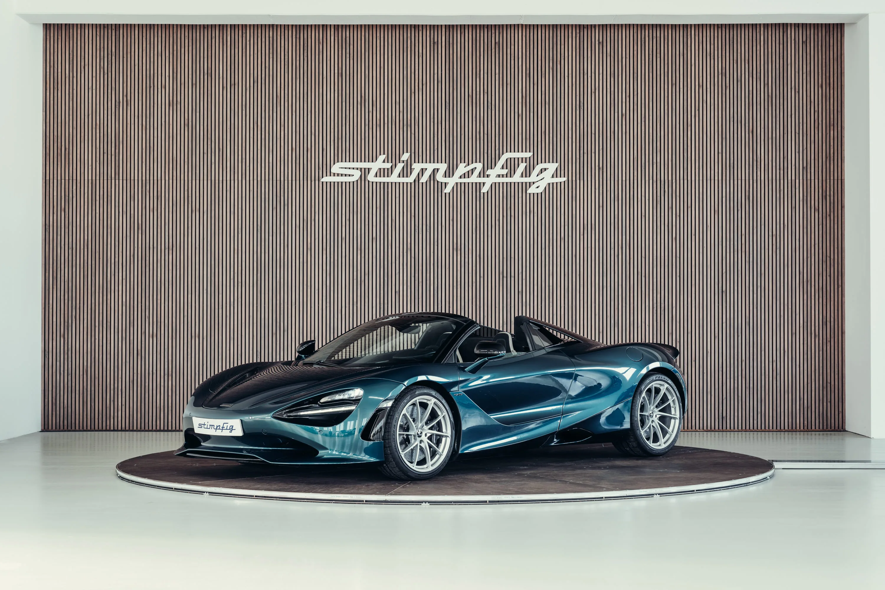 2024 McLaren 750S Spider angeboten von einem Oldtimerspezialisten in Stuttgart, Deutschland, Foto 2 von 25