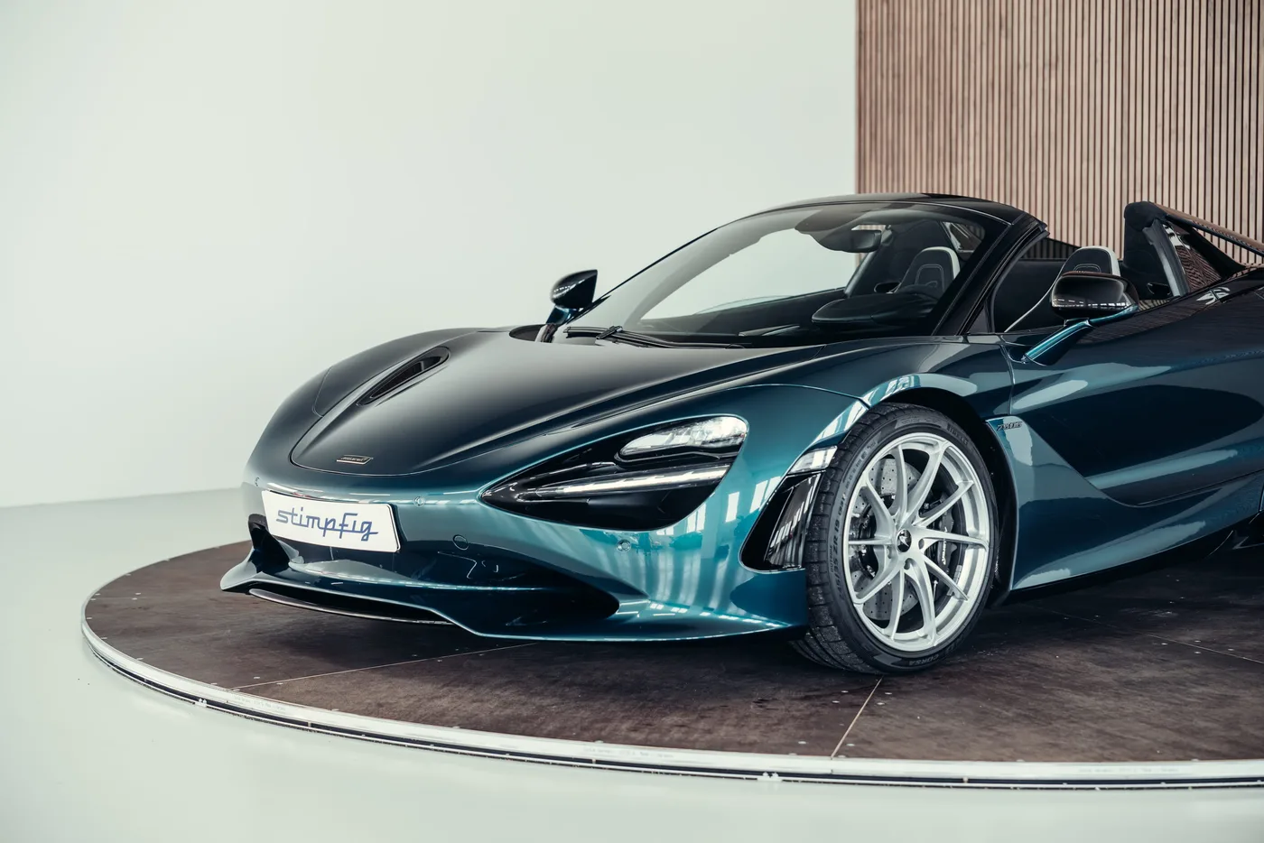 2024 McLaren 750S Spider angeboten von einem Oldtimerspezialisten in Stuttgart, Deutschland, Foto 11 von 25