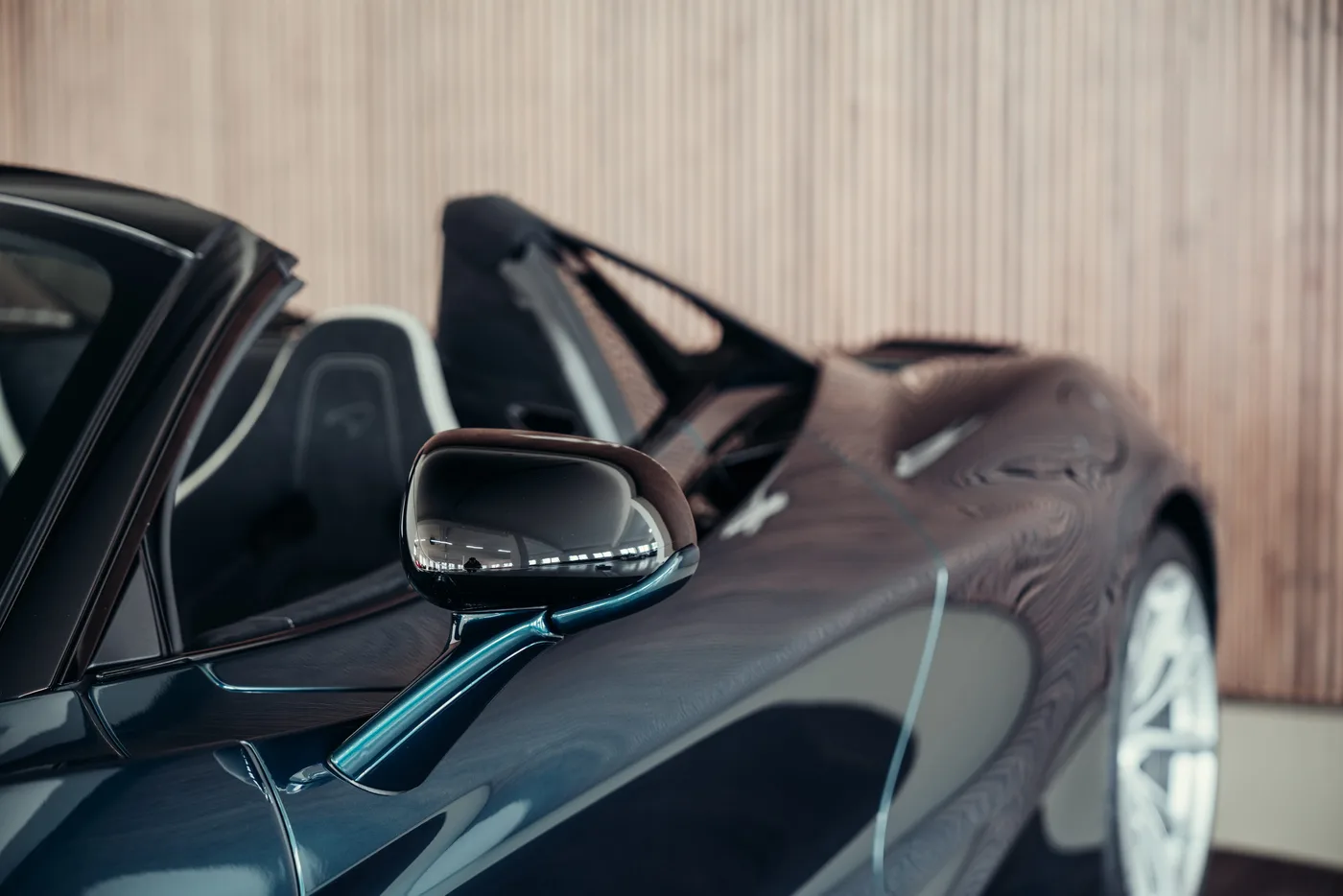 2024 McLaren 750S Spider angeboten von einem Oldtimerspezialisten in Stuttgart, Deutschland, Foto 12 von 25