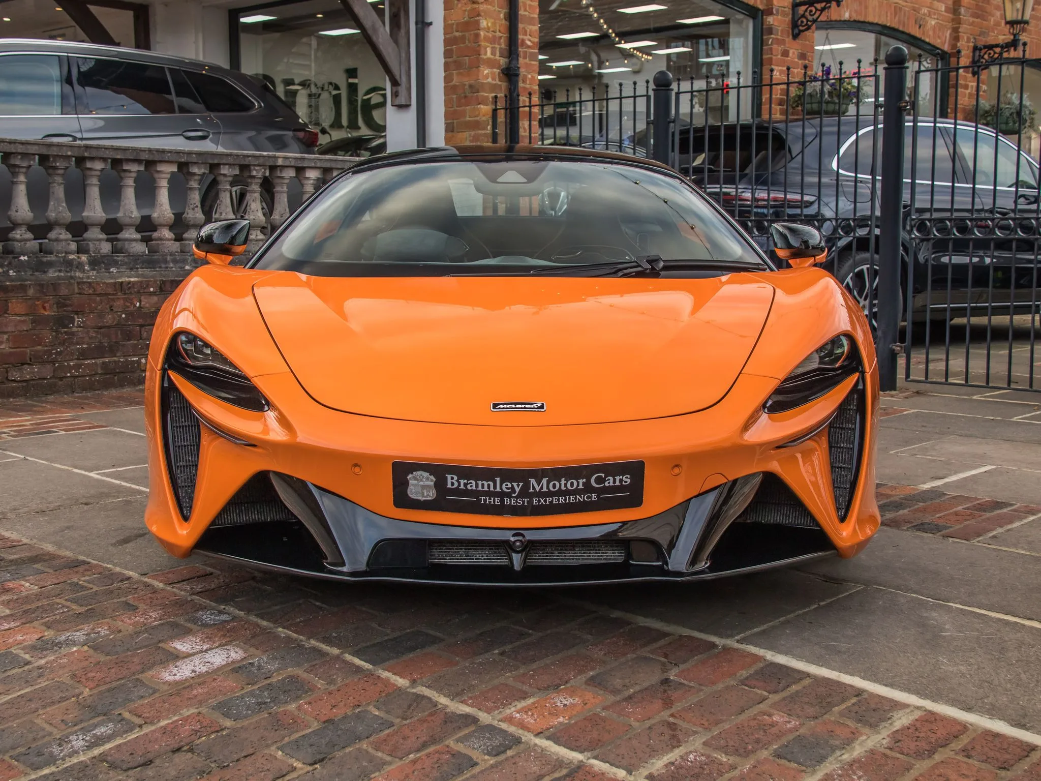 2024 McLaren Artura, 5/20