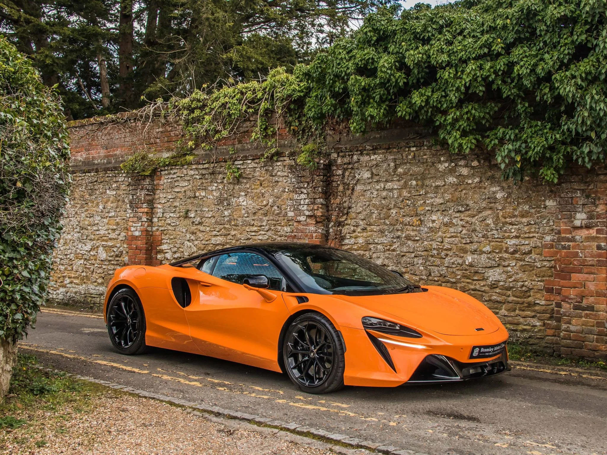 2024 McLaren Artura, 12/20
