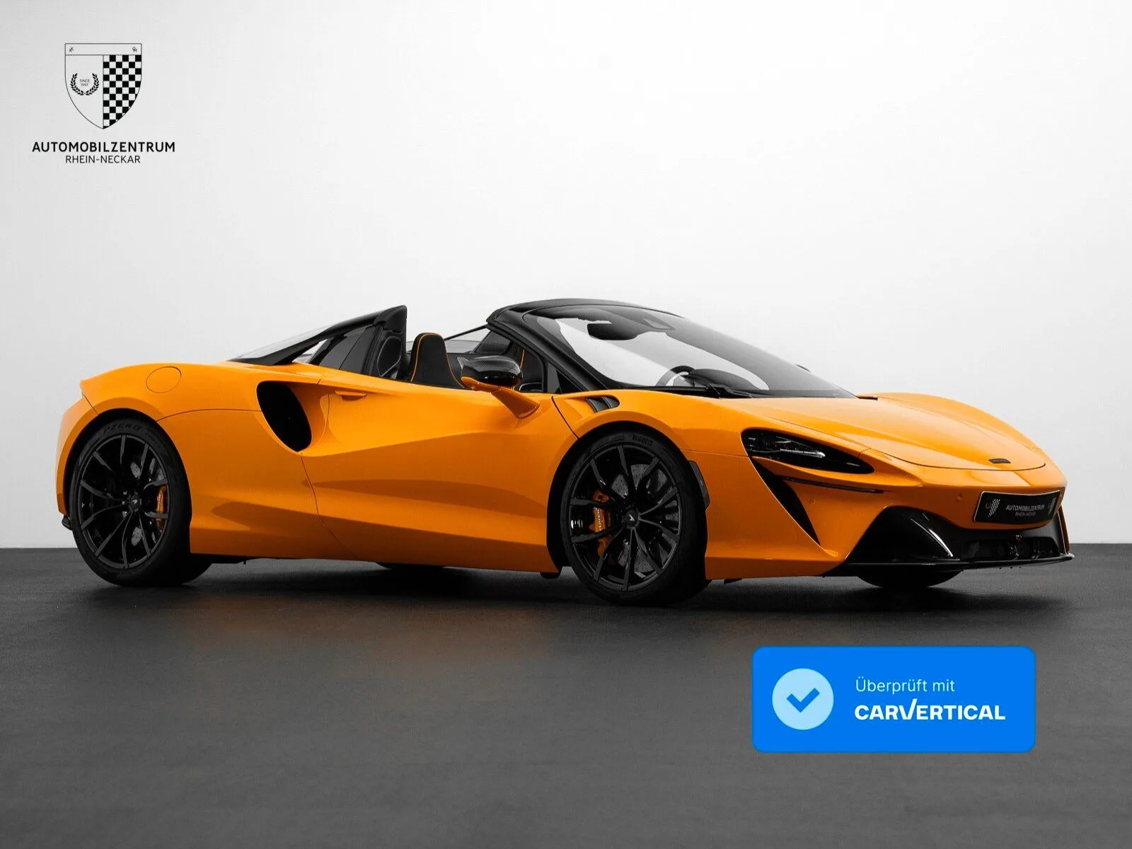 2024 McLaren Artura Spider proposta da un concessionario specializzato a Viernheim, Germania, foto principale