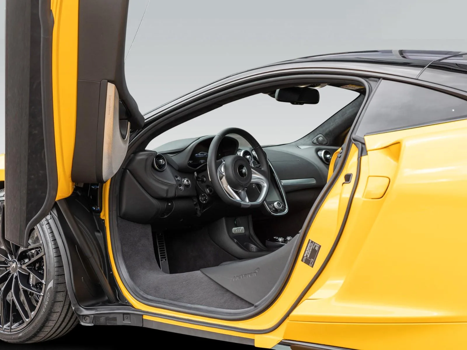 2024 McLaren GT, 18/27