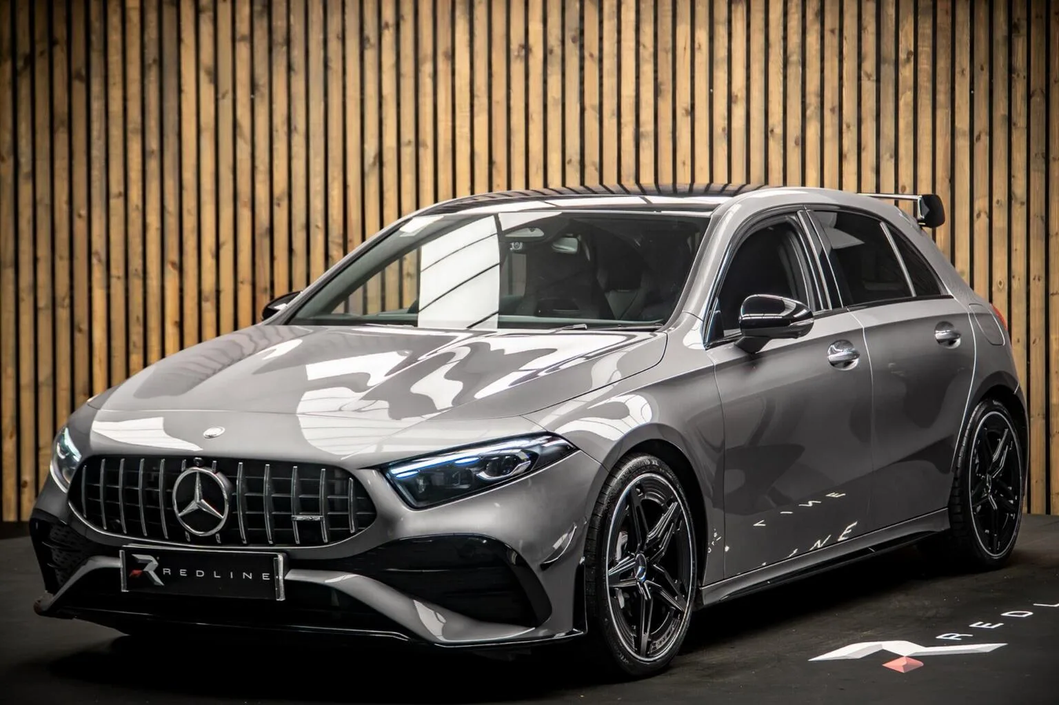 2024 Mercedes-AMG A 35 Premium Plus angeboten von einem Fachhändler in Knaresborough, Vereinigtes Königreich, Hauptfoto