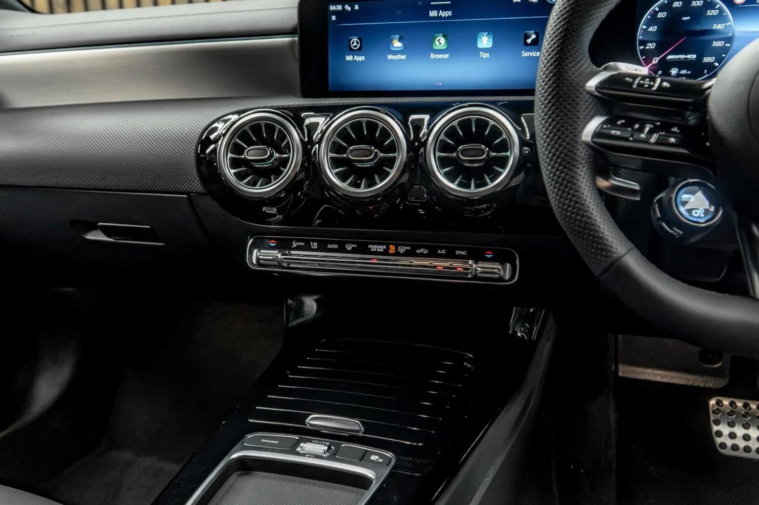 2024 Mercedes-AMG A 35 Premium Plus, 24/30