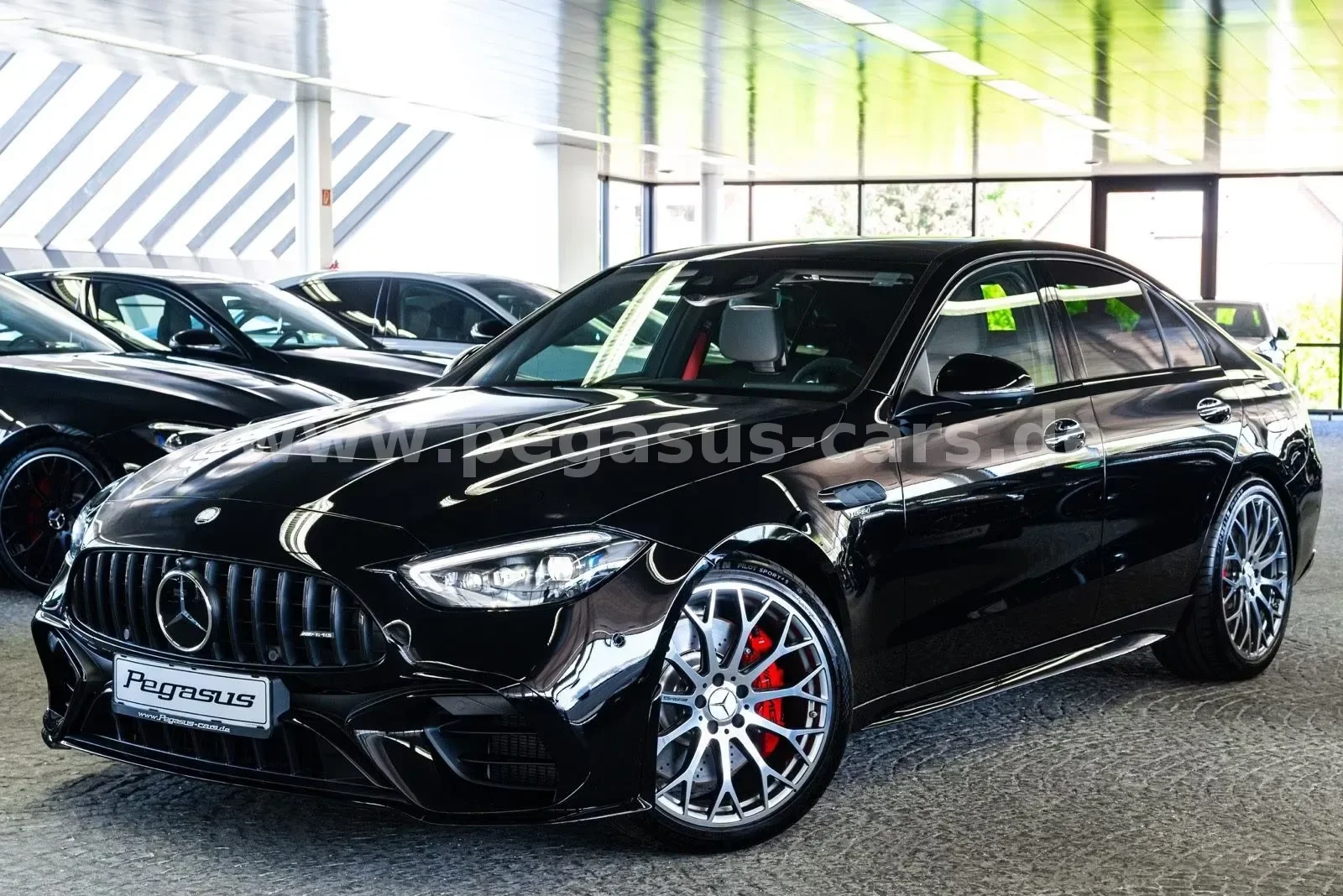 2024 Mercedes-AMG C 63 S E Performance proposée par un concessionnaire spécialisé à Mönchengladbach, Allemagne, photo principale
