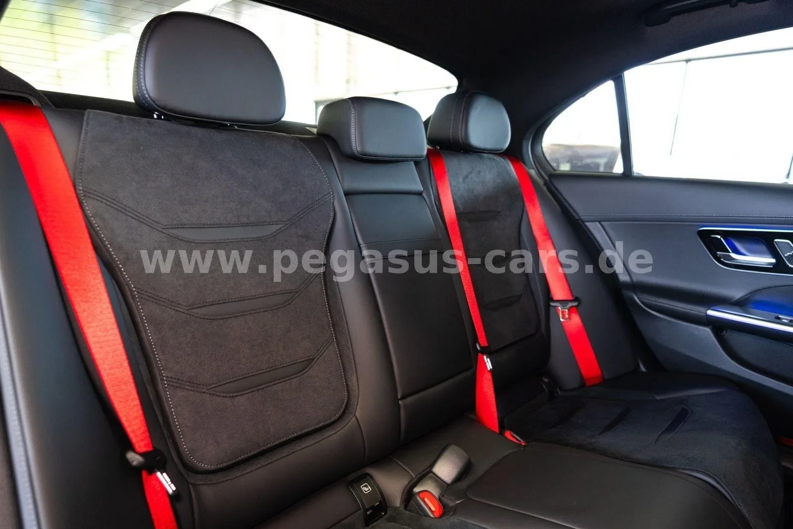 2024 Mercedes-AMG C 63 S E Performance, 25/30