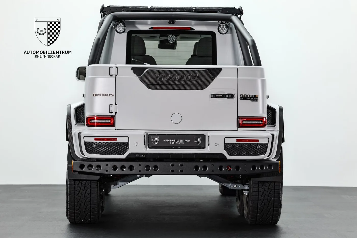 2024 Brabus 900 XLP 6x6 proposée par un spécialiste de la supercar à Viernheim, Allemagne, photo 6 sur 25