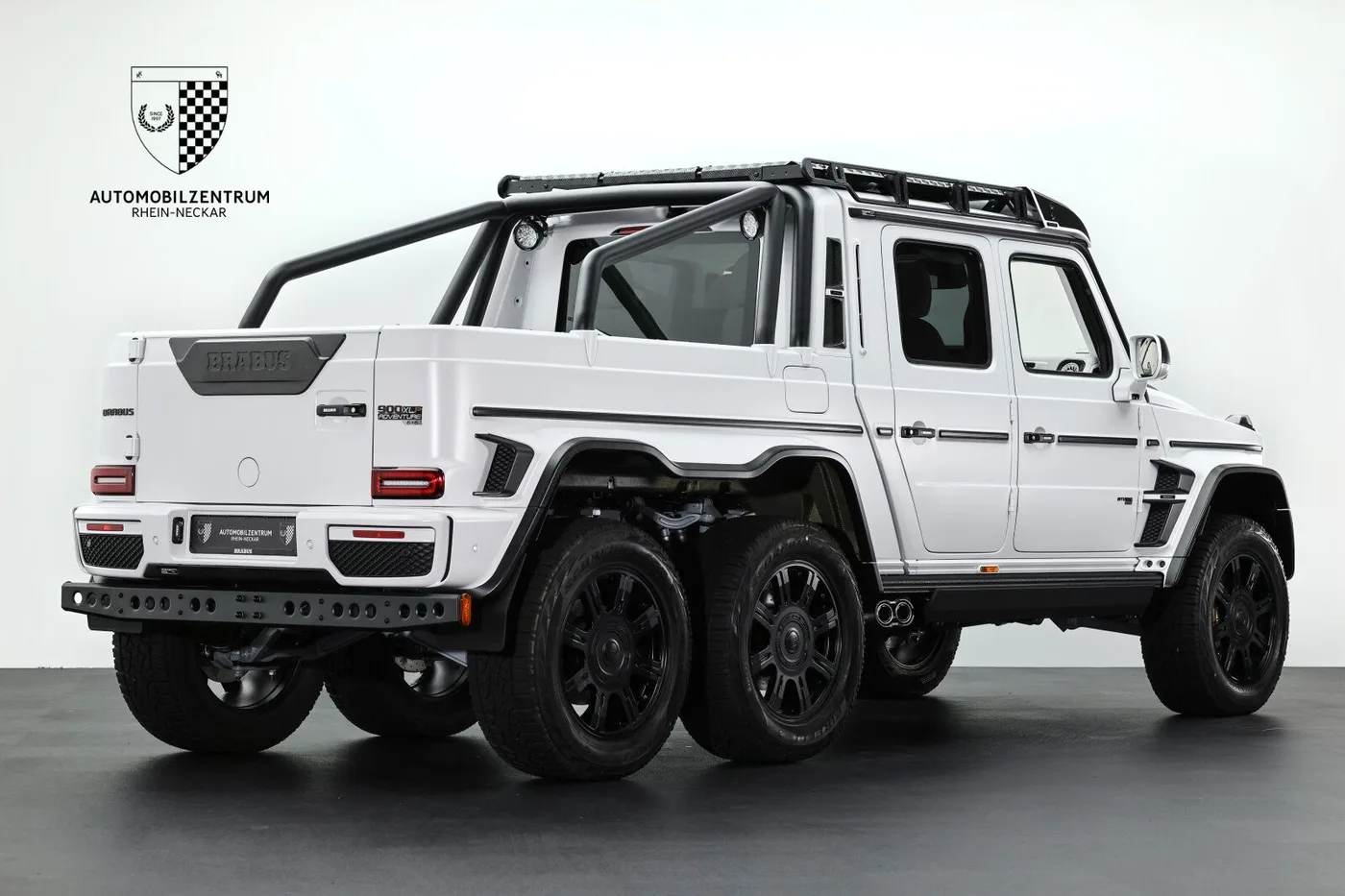 2024 Brabus 900 XLP 6x6 proposée par un spécialiste de la supercar à Viernheim, Allemagne, photo 7 sur 25