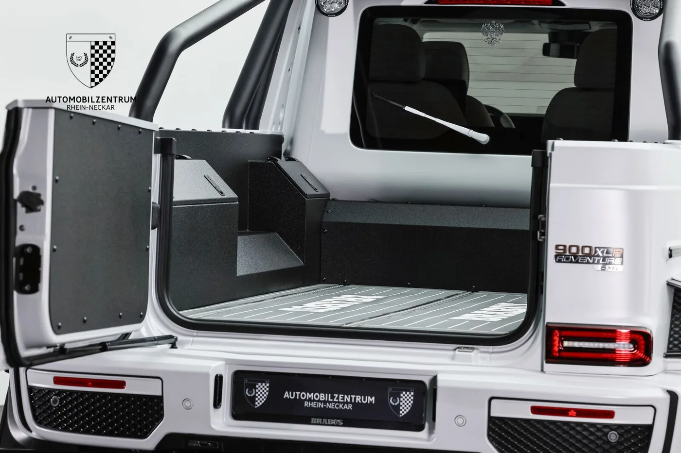 2024 Brabus 900 XLP 6x6 proposée par un spécialiste de la supercar à Viernheim, Allemagne, photo 12 sur 25