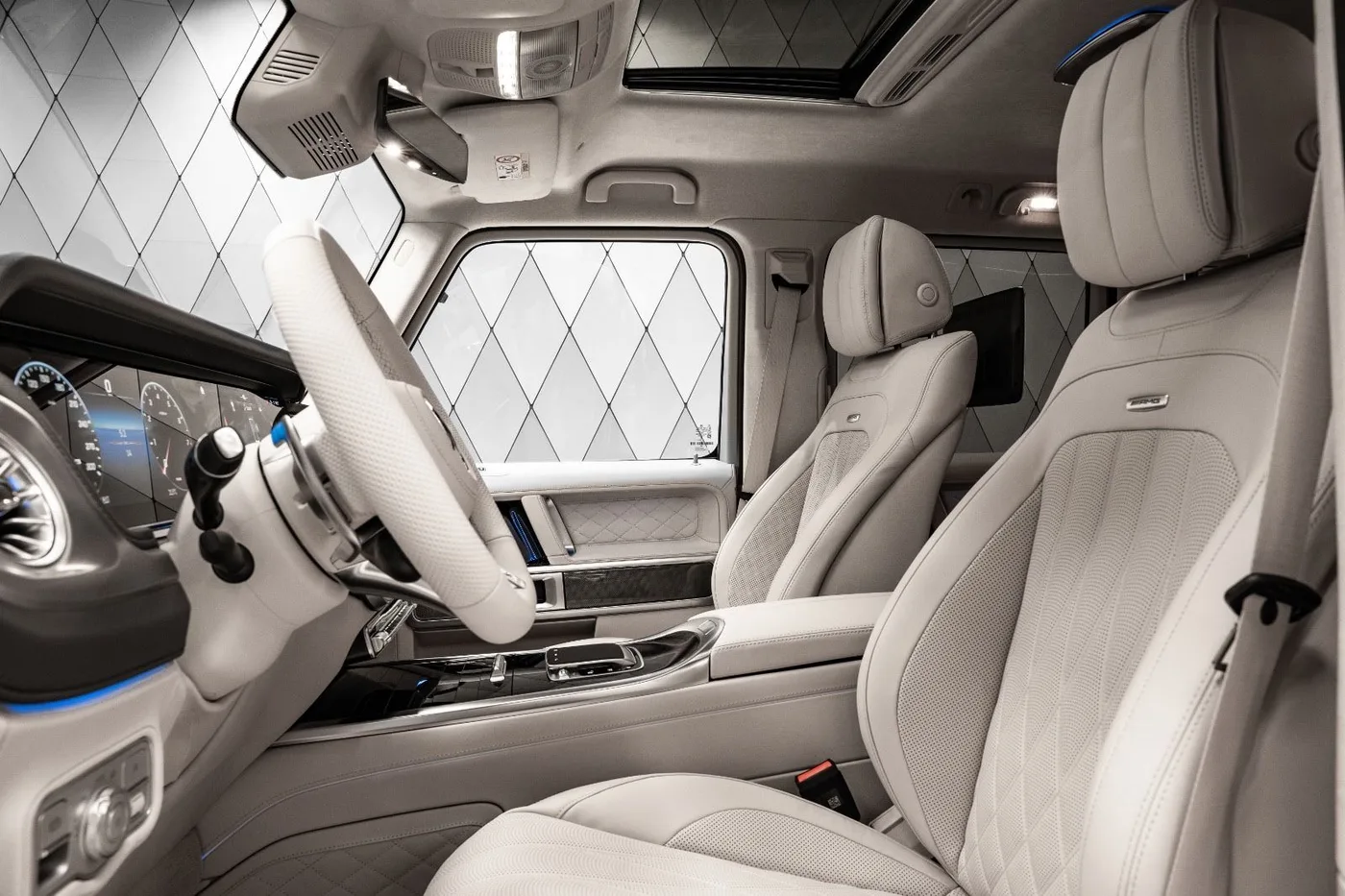 2024 Brabus G 700 angeboten von einem Supersportwagenhändler in Schenefeld, Deutschland, Foto 14 von 25
