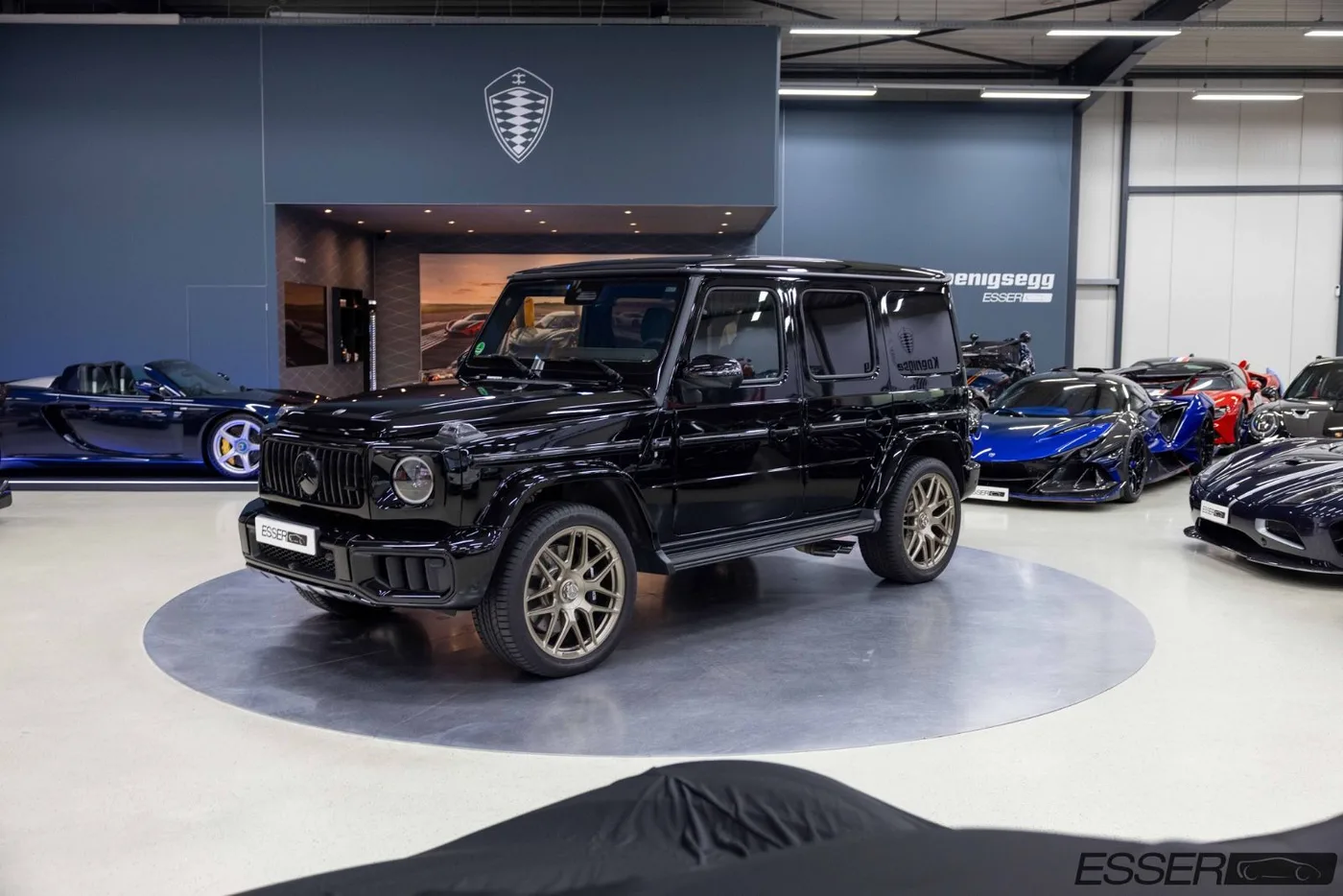 2024 Mercedes-AMG G 63 offered by a specialist dealer in Alsdorf, Germany, photo 4 of 10
