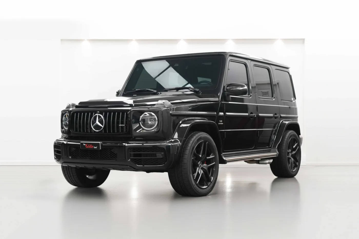 2024 Mercedes-AMG G 63 offered by a specialist dealer in Dubai, United Arab Emirates, photo 8 of 10