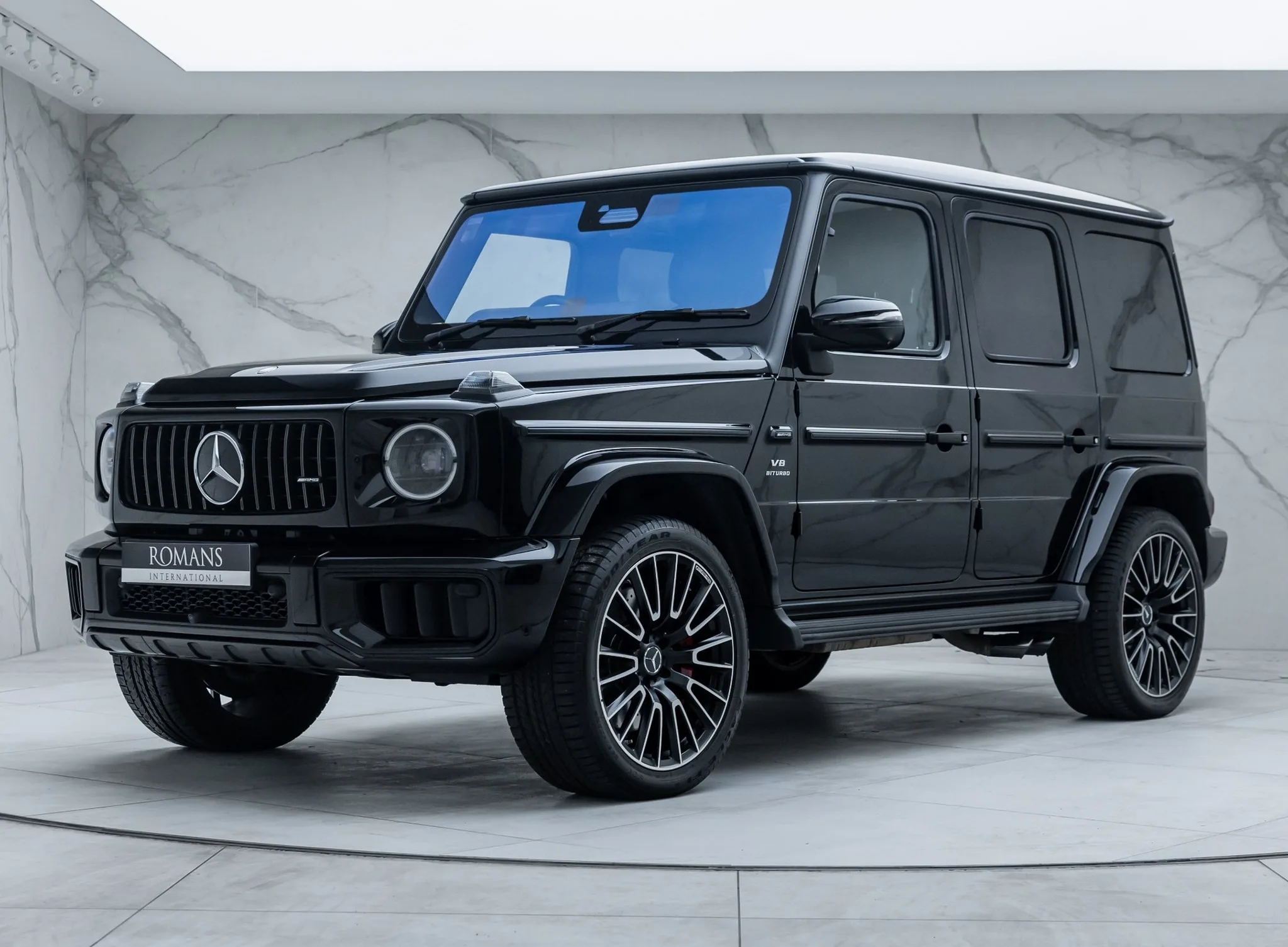 2024 Mercedes-AMG G 63 proposée par un concessionnaire spécialisé à Banstead, Royaume-Uni, photo principale