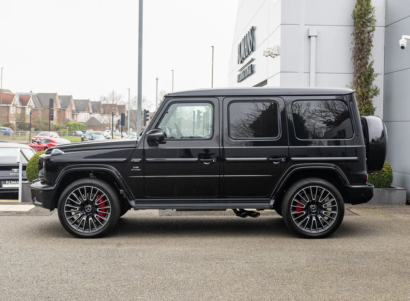 2024 Mercedes-AMG G 63 offered by a specialist dealer in Banstead, United Kingdom, photo 3 of 15