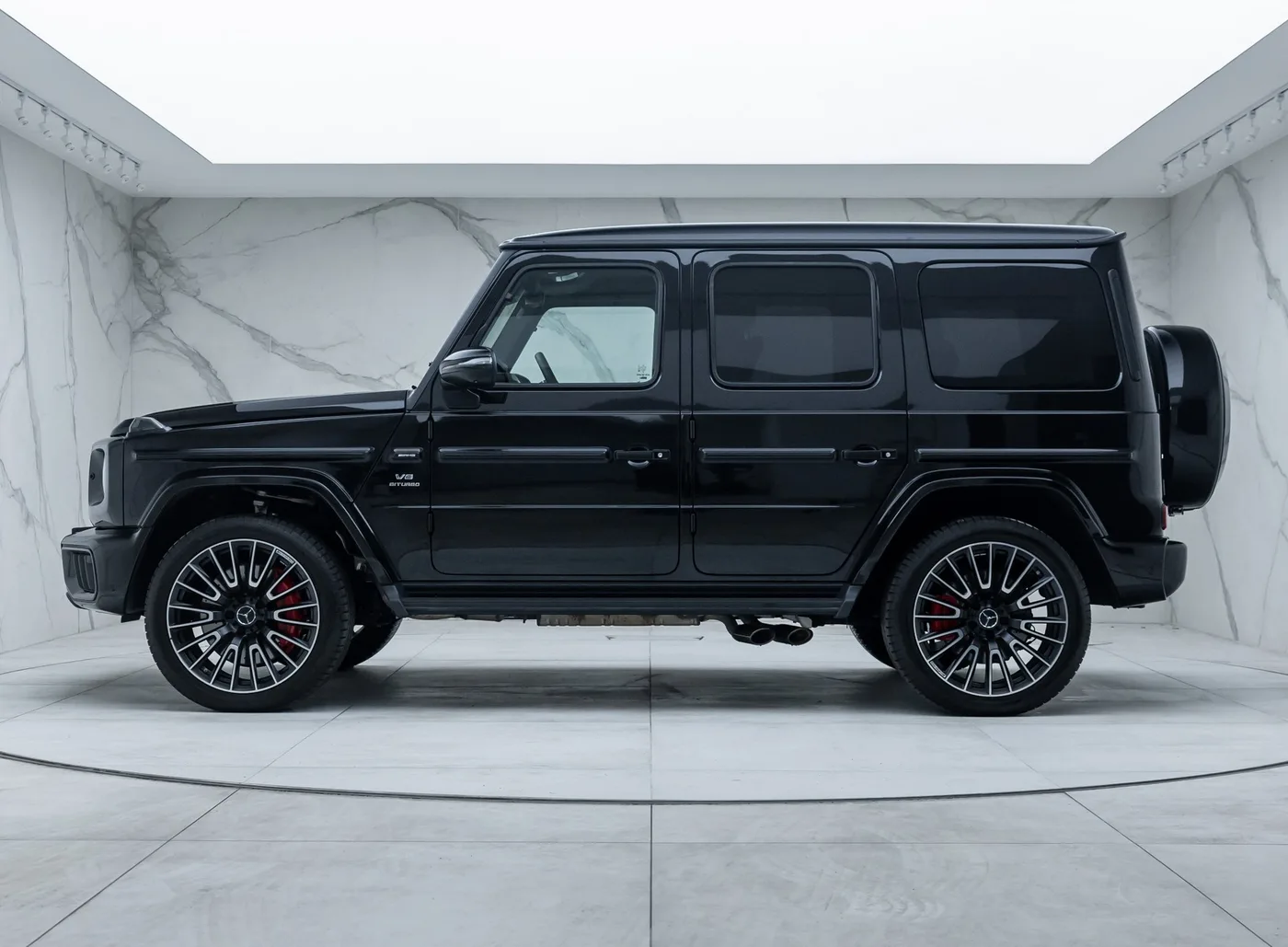 2024 Mercedes-AMG G 63 offered by a specialist dealer in Banstead, United Kingdom, photo 5 of 15