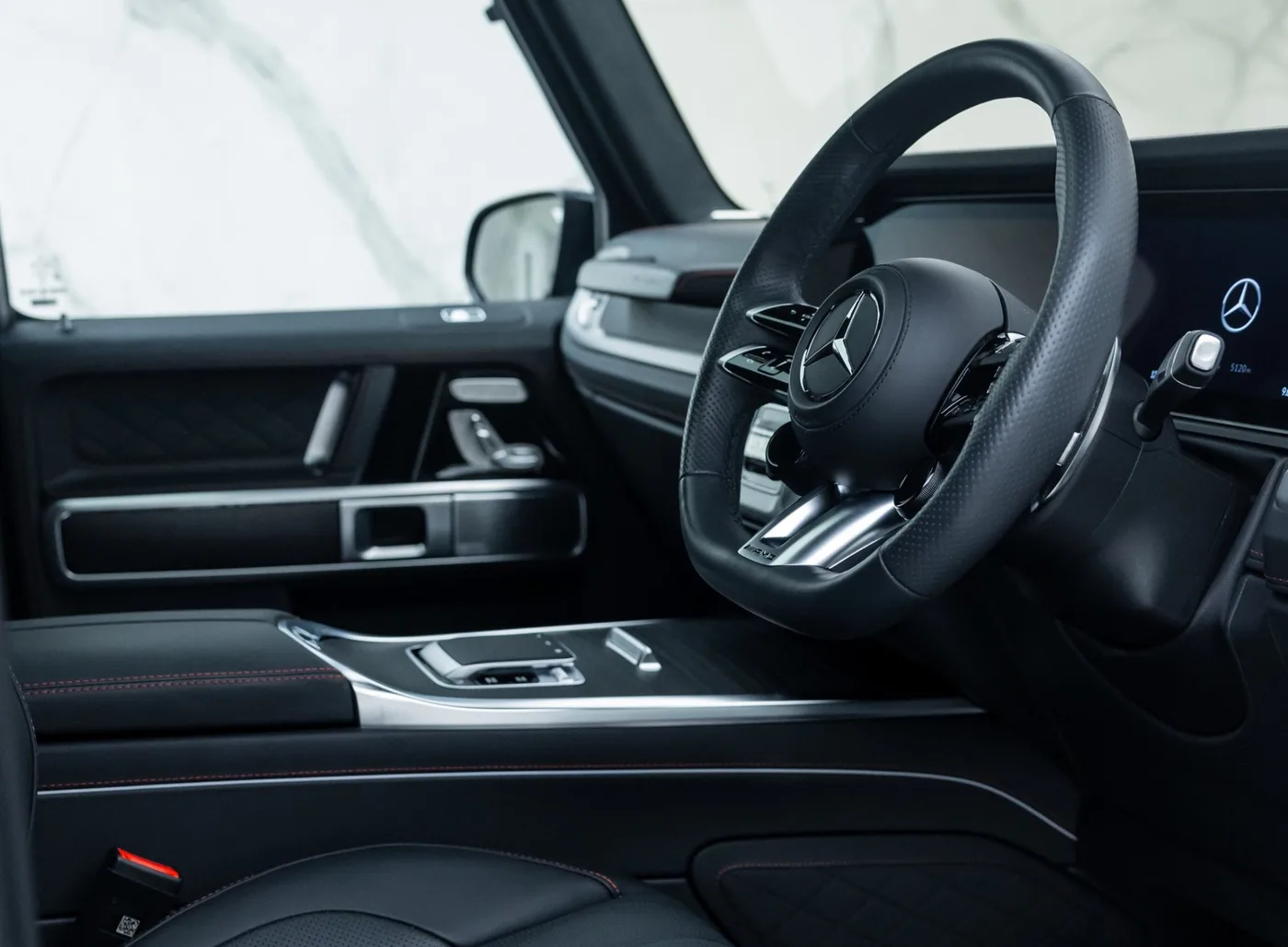 2024 Mercedes-AMG G 63 offered by a specialist dealer in Banstead, United Kingdom, photo 13 of 15
