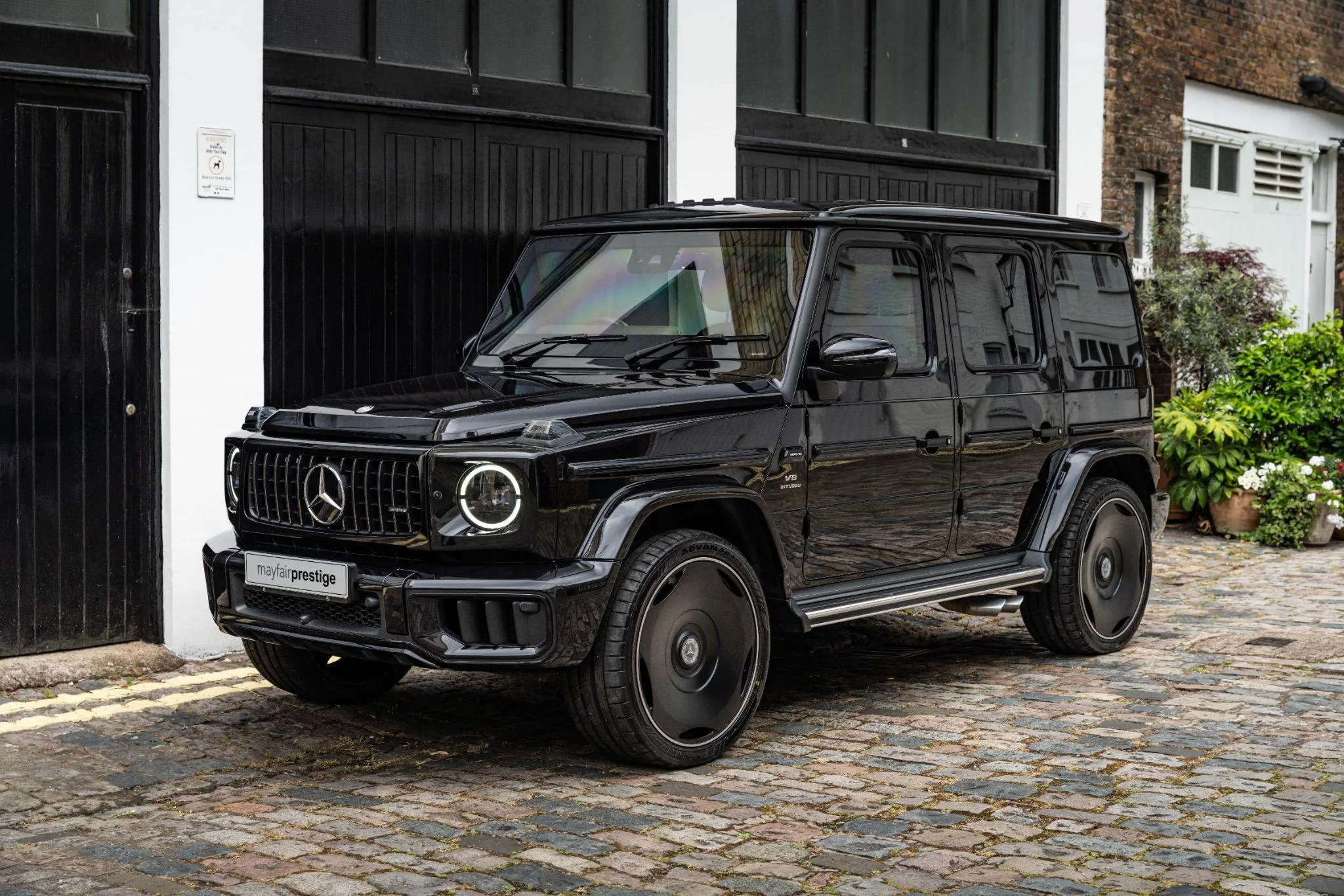 2024 Mercedes-AMG G 63 Armoured B4, 3/30