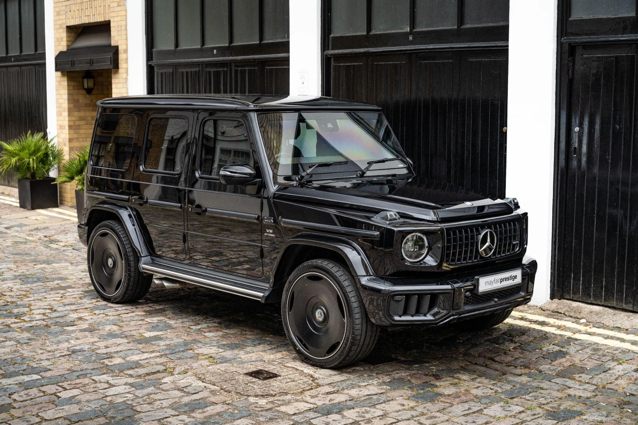 2024 Mercedes-AMG G 63 Armoured B4, 7/30