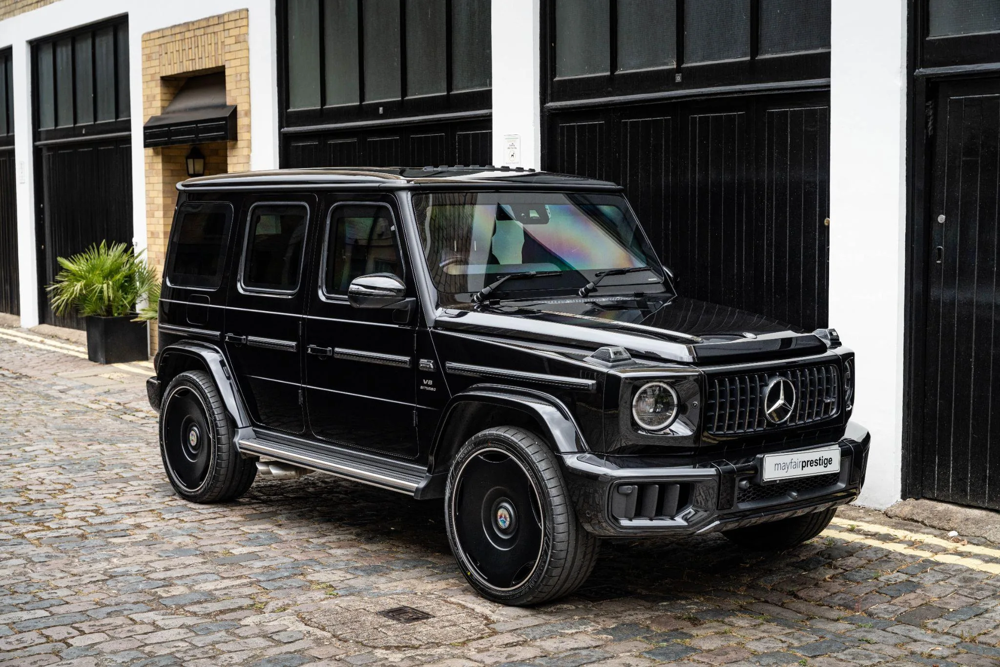 2024 Mercedes-AMG G 63 Armoured B4, 12/30