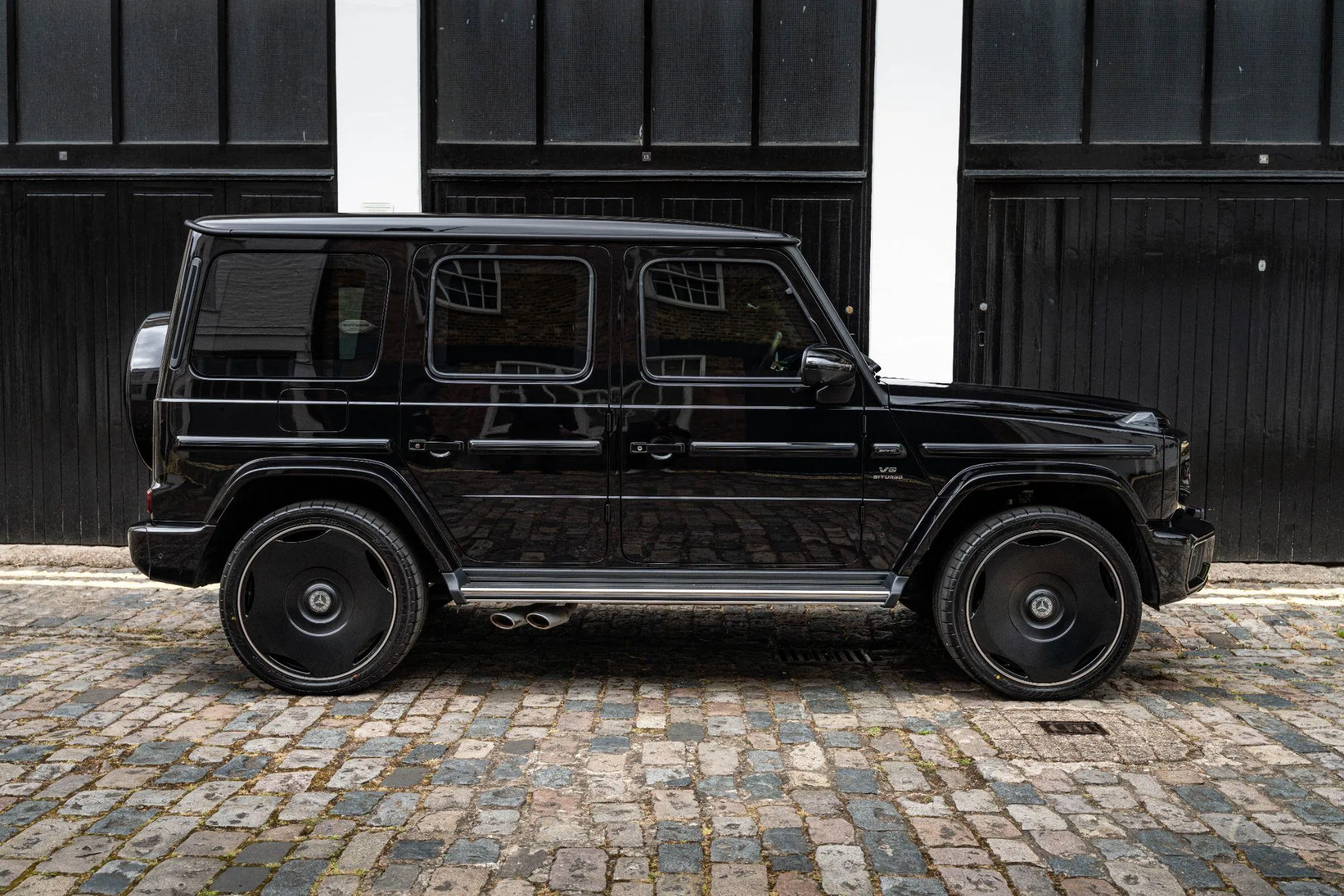 2024 Mercedes-AMG G 63 Armoured B4, 28/30