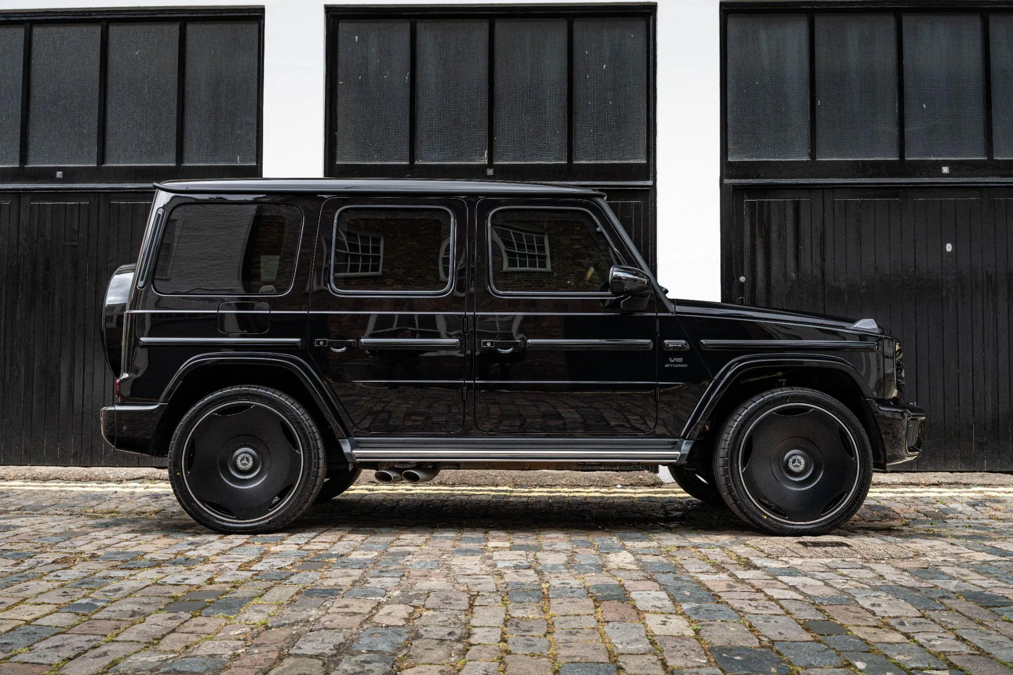 2024 Mercedes-AMG G 63 Armoured B4, 29/30