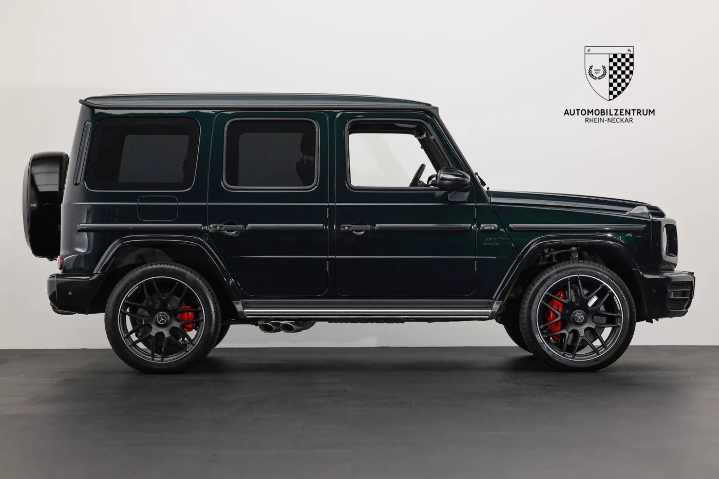 2024 Mercedes-AMG G 63 Superior offered by a supercar dealer in Viernheim, Germany, photo 8 of 25