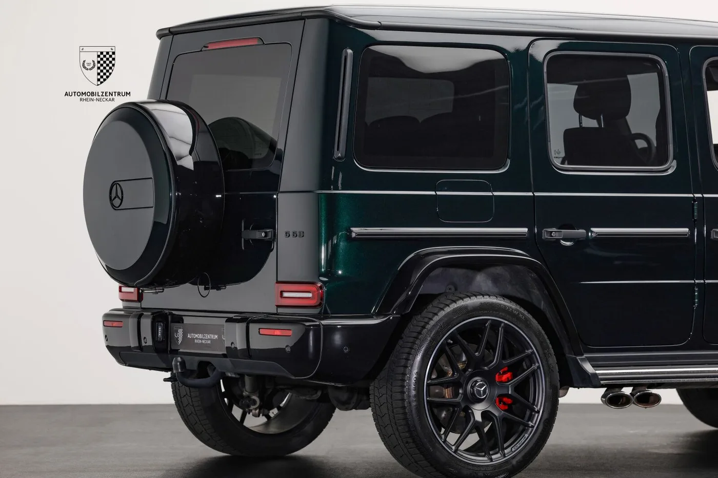 2024 Mercedes-AMG G 63 Superior offered by a supercar dealer in Viernheim, Germany, photo 14 of 25
