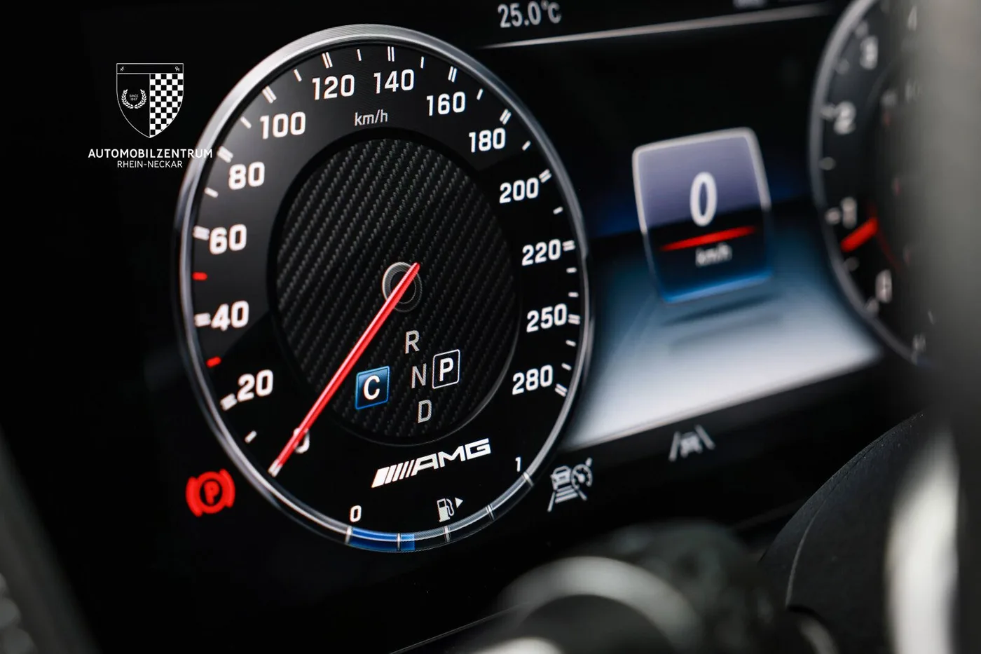 2024 Mercedes-AMG G 63 Superior offered by a supercar dealer in Viernheim, Germany, photo 22 of 25