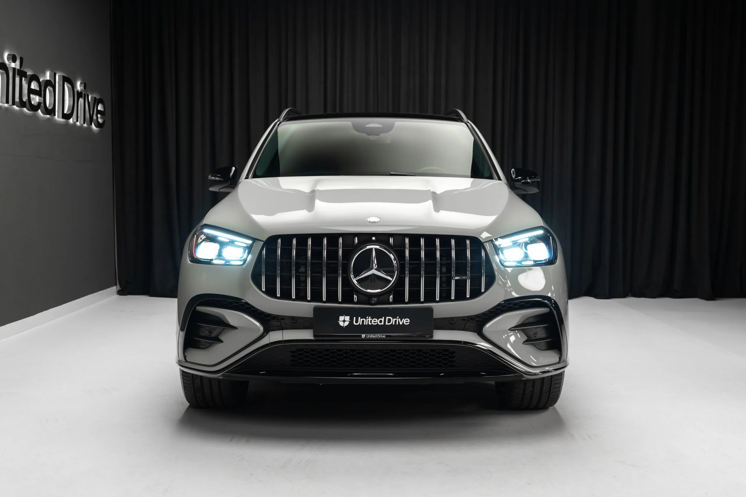 2024 Mercedes-AMG GLE 53 4MATIC+, 2/30