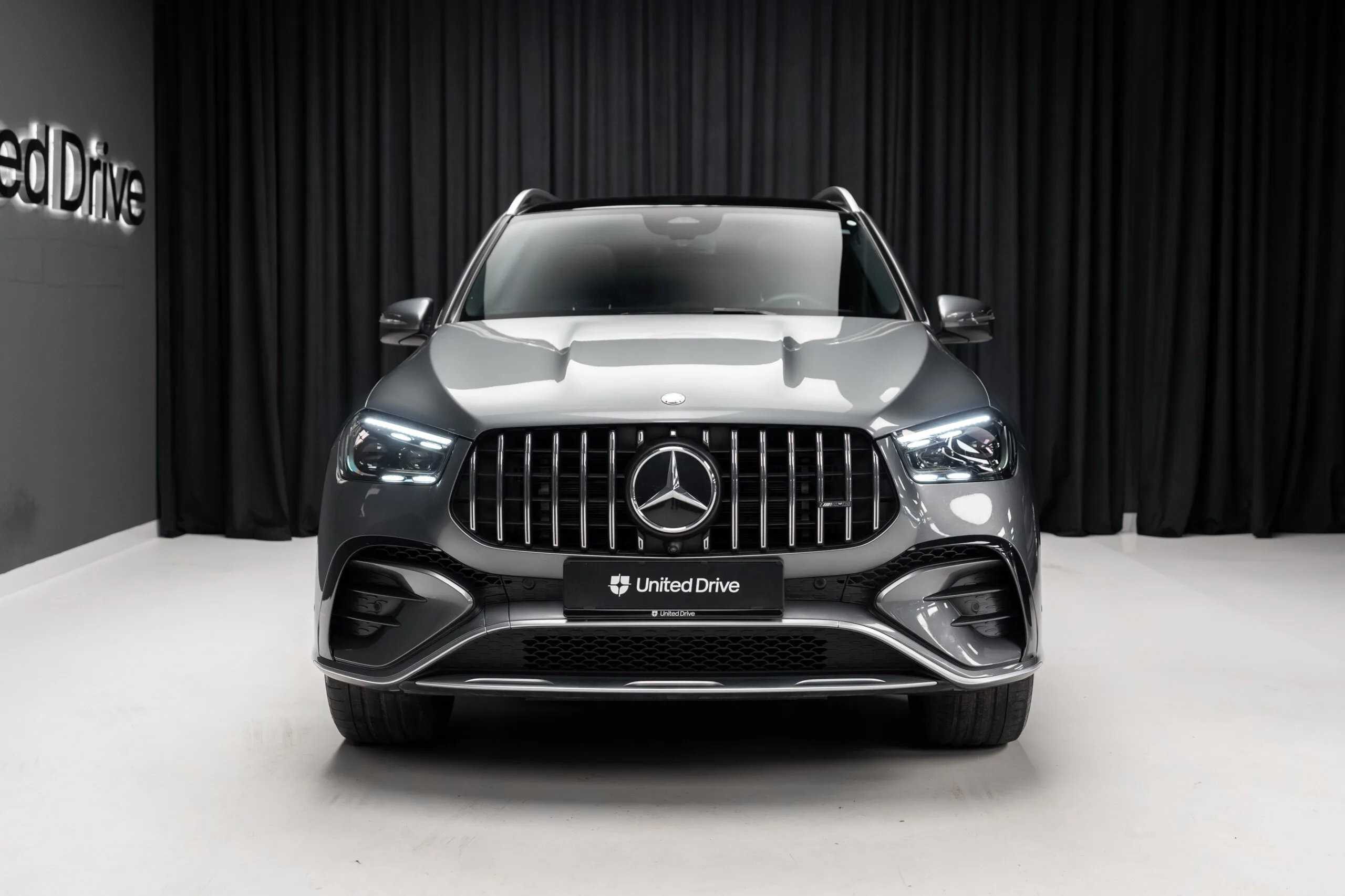 2024 Mercedes-AMG GLE 53 4MATIC+, 2/30