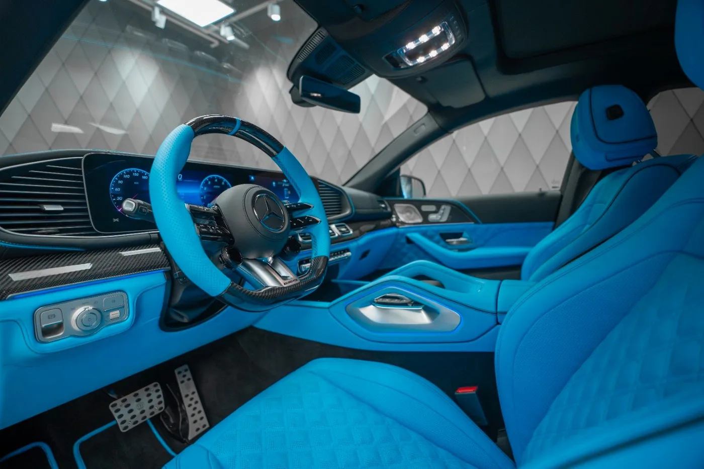 2024 Mercedes-AMG GLE 63 Coupe, Brabus offered by a supercar dealer in Schenefeld, Germany, photo 9 of 20