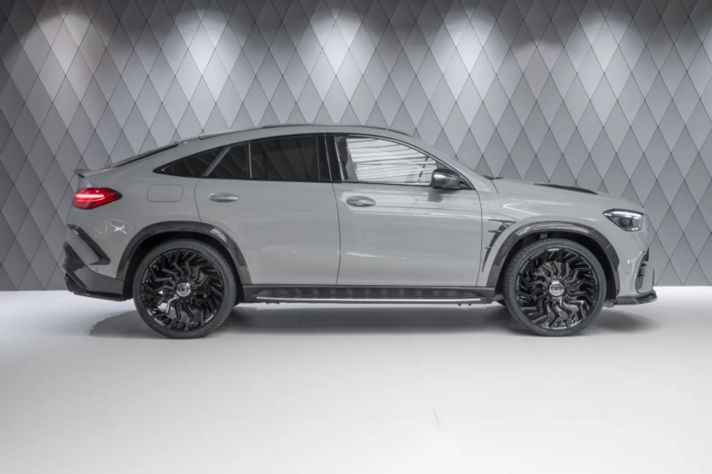 2024 Mercedes-AMG GLE 63 Coupé proposée par un spécialiste de la supercar à Schenefeld, Allemagne, photo 3 sur 20