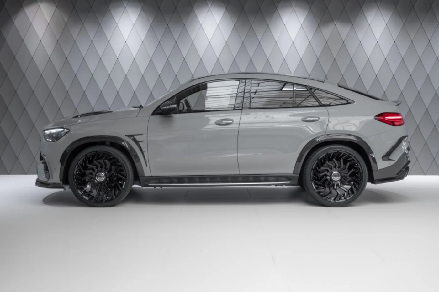 2024 Mercedes-AMG GLE 63 Coupé proposée par un spécialiste de la supercar à Schenefeld, Allemagne, photo 4 sur 20