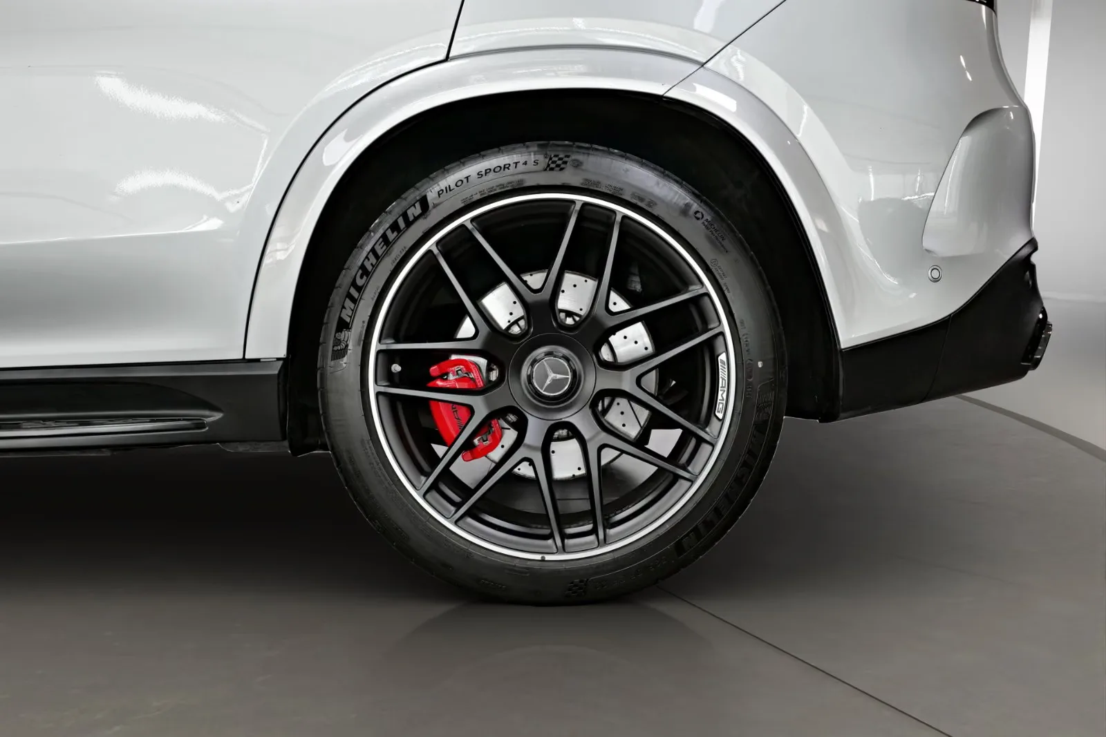 2024 Mercedes-AMG GLE 63 S, 8/25